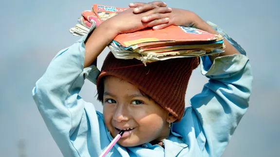 Insbesondere für Kinder armer Bevölkerungsgruppen ist Bildung ein wichtiger Schlüssel zu mehr Teilhabe. Foto: ACT/P. Jeffrey