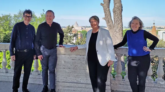 Zwei Tage voller Begegnungen und Kontaktgesprächen in Rom mit (v.l.) Stephan Schaede (Leiter des Amtsbereichs der VELKD), Christian Kopp (Catholica-Beauftragter der VELKD), Kristina Kühnbaum-Schmidt (Vorsitzende des DNK/LWB), Astrid Kleist (Geschäftsführerin des DNK/LWB). Foto DNK/LWB.