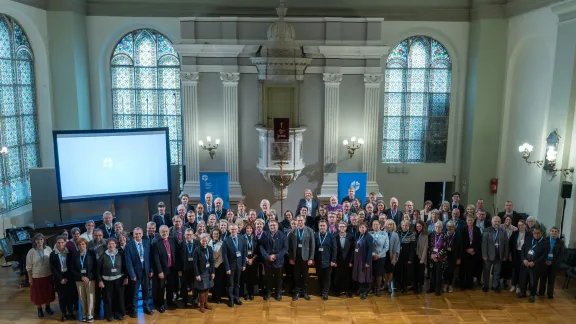 Gruppenfoto während der Europäischen Kirchenleitungskonferenz in der Luther-Akademie in Riga, Lettland