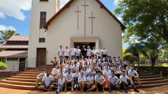 Gruppenfoto vom Jugendlager in der evangelischen Gemeinde in Alto Paraná/Hohenau, Paraguay. Foto: Jóvenes IERP Paraguay 