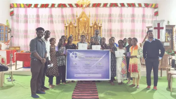 Teilnehmende am Workshop für Gendergerechtigkeit und Führungskompetenz in der Evangelisch-Lutherischen Kirche Jeypur in Indien. Foto: ELKJ