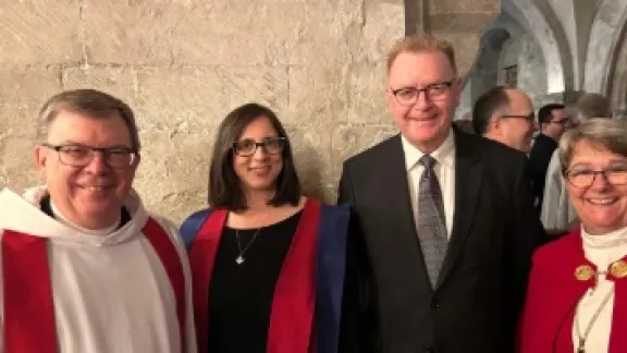 Der Assistierende LWB-Generalsekretär für ökumenische Beziehungen, Prof. Dr. Dirk Lange, mit Priesterin Dr. Natasha Klukach vom Globalen Christlichen Forum, Pfr. Dr. David Wells von der Weltgemeinschaft der Pfingstkirchen und der lutherischen Bischöfin Cindy Halmarson, Co-Vorsitzende der Internationalen Anglikanisch-Lutherischen Kommission für Einheit und Mission. Foto: LWB