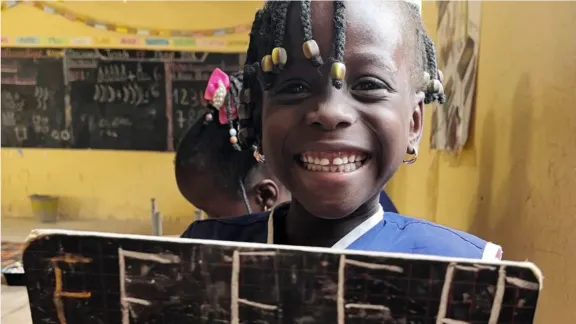 Zugang zu hochwertiger Bildung in ländlichen Gemeinden: Schülerin in einer Vorschule der Lutherischen Kirche Senegals in Ndouf, Region Fatick. Foto: LKS/Edward Ndong