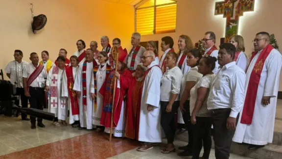 Gäste aus anderen Kirchen mit Verantwortlichen der ILFE. Foto: ILFE/Carlos Aguirre